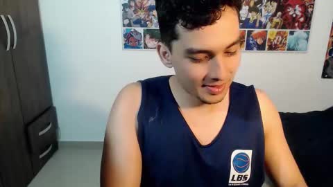 Snapshot of simone_vice chatting on October 9, 5:56 am simone vice online show from October 9, 5:56 am