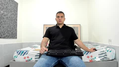 SIMON KELER online show from May 8, 1:55 pm