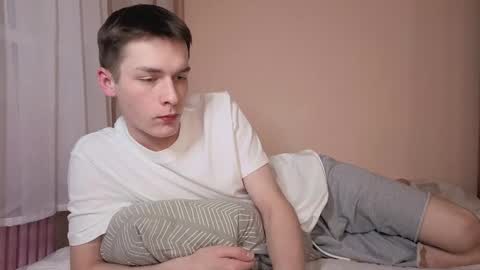 Simon online show from January 6, 7:51 pm