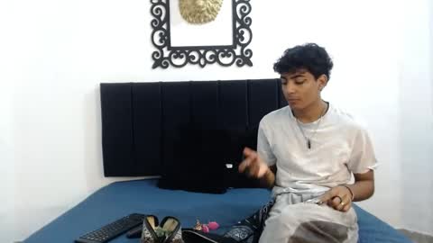   online show from April 27, 11:18 am