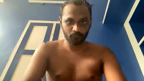 Snapshot of singletamilblackboy chatting on October 28, 11:01 am singletamilblackboy online show from October 28, 11:01 am