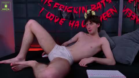 WARREN online show from October 21, 3:15 pm