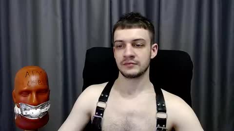 Sir Damien online show from February 5, 8:38 pm