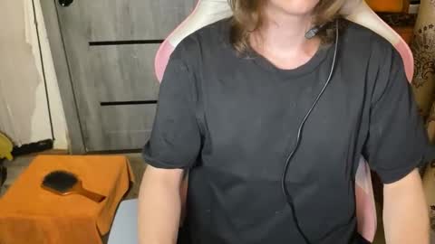 SirHumps online show from February 17, 3:33 pm