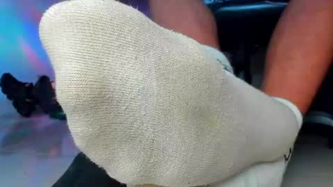 only foot                         worshipers here online show from May 3, 7:11 am
