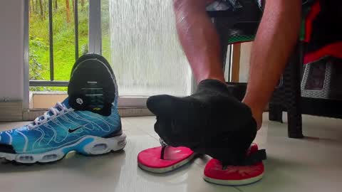 only foot                         worshipers here online show from April 8, 7:22 pm