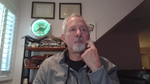 Snapshot of sir_lust_alot chatting on December 7, 12:45 pm Don Roberto online show from December 7, 12:45 pm