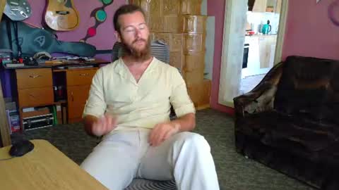 I am The Fourth and only Sir. Pelo online show from June 21, 11:27 am