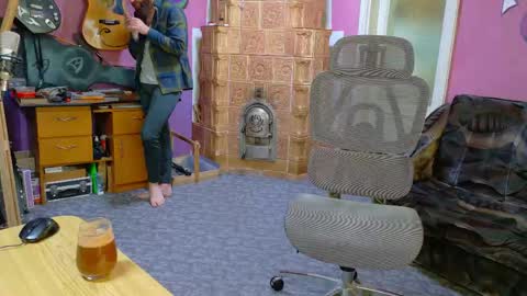 I am The Fourth and only Sir. Pelo online show from April 27, 5:04 am