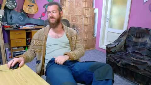 I am The Fourth and only Sir. Pelo online show from April 28, 1:05 pm