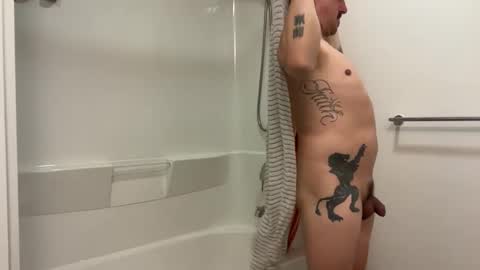 Snapshot of sirbubblesworth chatting on September 8, 6:51 pm sirbubblesworth online show from September 8, 6:51 pm