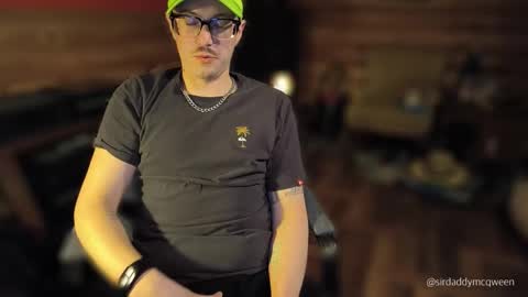 Sir Daddy McQween online show from March 2, 5:08 am