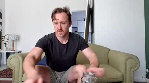 Giovanni online show from October 23, 9:35 am