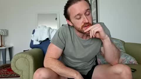 Snapshot of sirgiovanni chatting on September 10, 10:25 am Giovanni online show from September 10, 10:25 am
