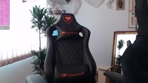 Snapshot of siriss_boyrag chatting on October 24, 6:53 pm siriss_boyrag online show from October 24, 6:53 pm