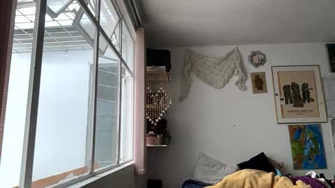 siriss_boyrag online show from May 19, 4:57 pm