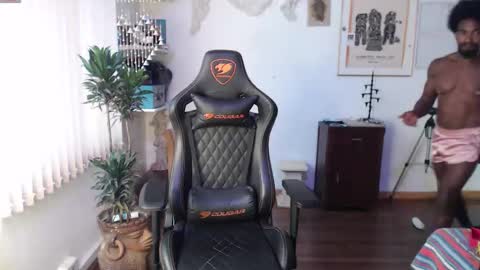 Snapshot of siriss_boyrag chatting on October 25, 7:04 pm siriss_boyrag online show from October 25, 7:04 pm