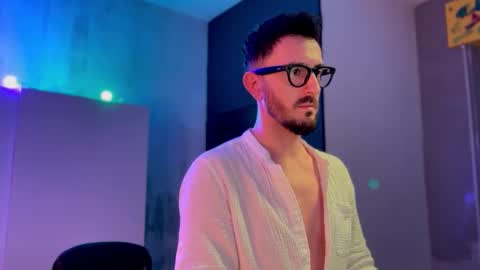 Sir Max online show from November 10, 10:47 pm