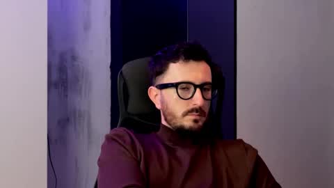 Sir Max online show from November 18, 6:33 pm