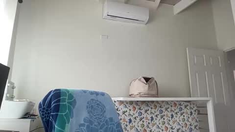 sisiprovs699 online show from March 30, 2:29 pm