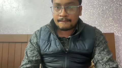 Snapshot of sissy_sub22 chatting on January 1, 2:42 pm Slutty Maya 22 online show from January 1, 2:42 pm
