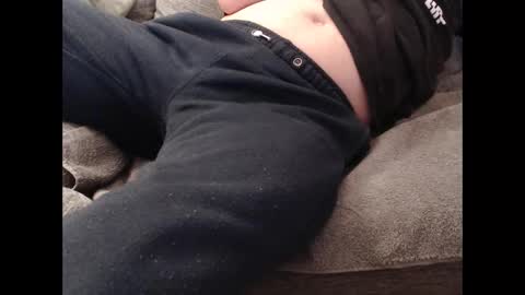 looking for older male ore female to use me sexually and be good to me ahhhhh online show from May 12, 9:45 pm