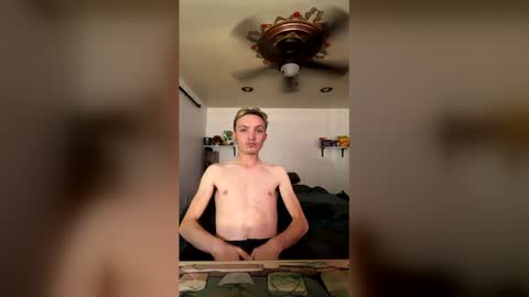 sissyr919213 online show from June 9, 9:38 pm