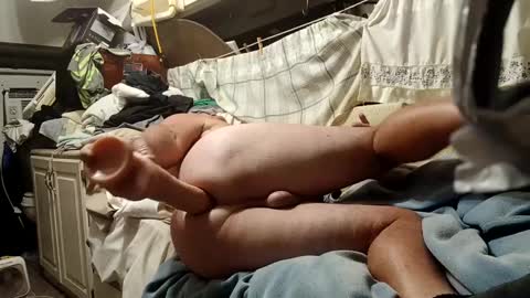 sissyslutfuckhole online show from December 8, 11:46 am