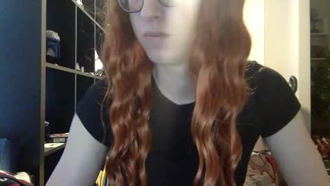 sissyvictoria69 online show from February 28, 5:45 pm