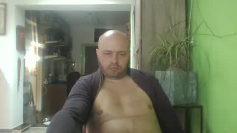 sixten113 online show from March 25, 8:07 am