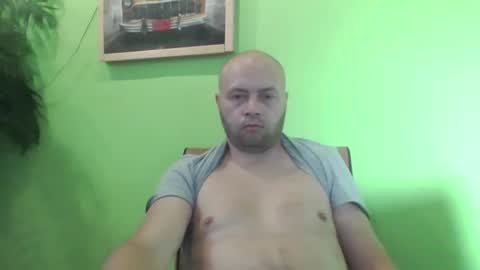 Snapshot of sixten19795 chatting on September 10, 7:18 am sixten19795 online show from September 10, 7:18 am