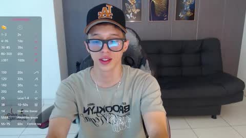 skinny_bigcock20 online show from April 23, 9:06 pm