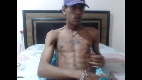 Snapshot of skinny_long_cock chatting on October 2, 7:34 am Albert online show from October 2, 7:34 am