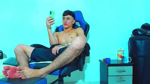 skinny marked online show from October 25, 3:30 am