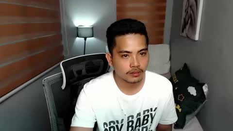 skinnyar online show from December 6, 5:31 am