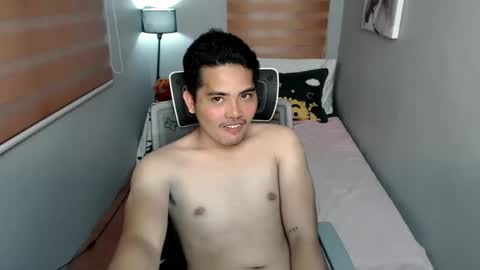 skinnyar online show from December 30, 6:09 am