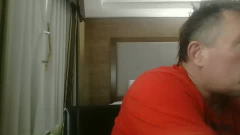 skinsmontana online show from April 3, 10:39 pm