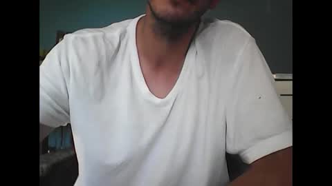 Snapshot of skippy6988 chatting on October 6, 8:35 pm Easy-E online show from October 6, 8:35 pm
