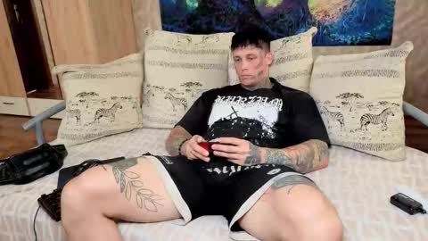 skirlingod online show from September 20, 7:19 am