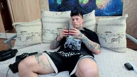 skirlingod online show from September 21, 7:19 am