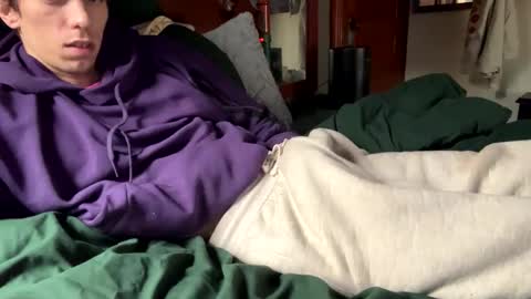 Skittles online show from March 8, 2:21 pm