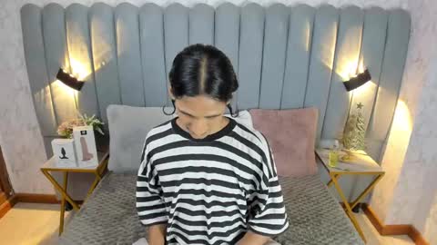 Snapshot of sky_fox_1 chatting on December 20, 3:53 pm STIVEN online show from December 20, 3:53 pm