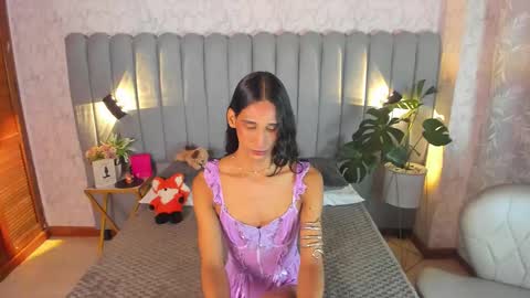 Snapshot of sky_fox_1 chatting on October 1, 1:04 pm STIVEN online show from October 1, 1:04 pm