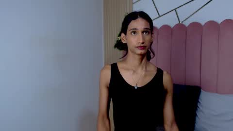 Snapshot of sky_fox_1 chatting on December 9, 2:40 pm STIVEN online show from December 9, 2:40 pm