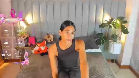 Snapshot of sky_fox_1 chatting on September 19, 1:00 pm STIVEN online show from September 19, 1:00 pm