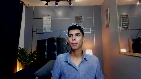 Snapshot of sky_jules chatting on October 14, 4:30 am Daniel online show from October 14, 4:30 am