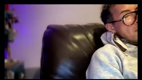 IAN HARD online show from May 11, 5:32 pm