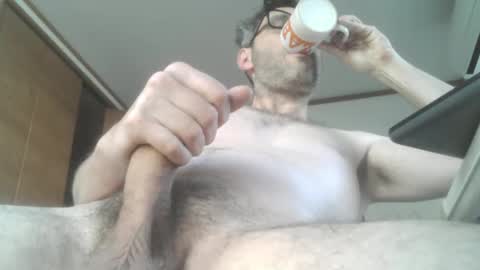 slambo001 online show from May 10, 9:05 pm
