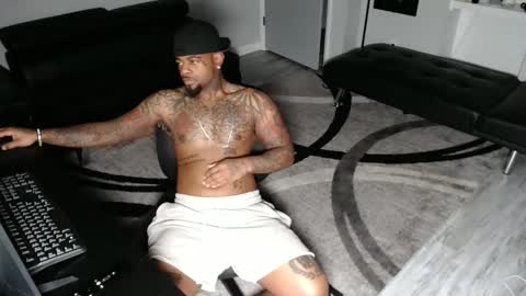 Snapshot of slangondemhoes chatting on February 10, 5:47 am nasty twitter KASHCARTERATL online show from February 10, 5:47 am