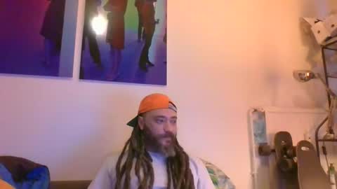 Snapshot of slashfantasy chatting on December 20, 2:27 pm slashfantasy online show from December 20, 2:27 pm